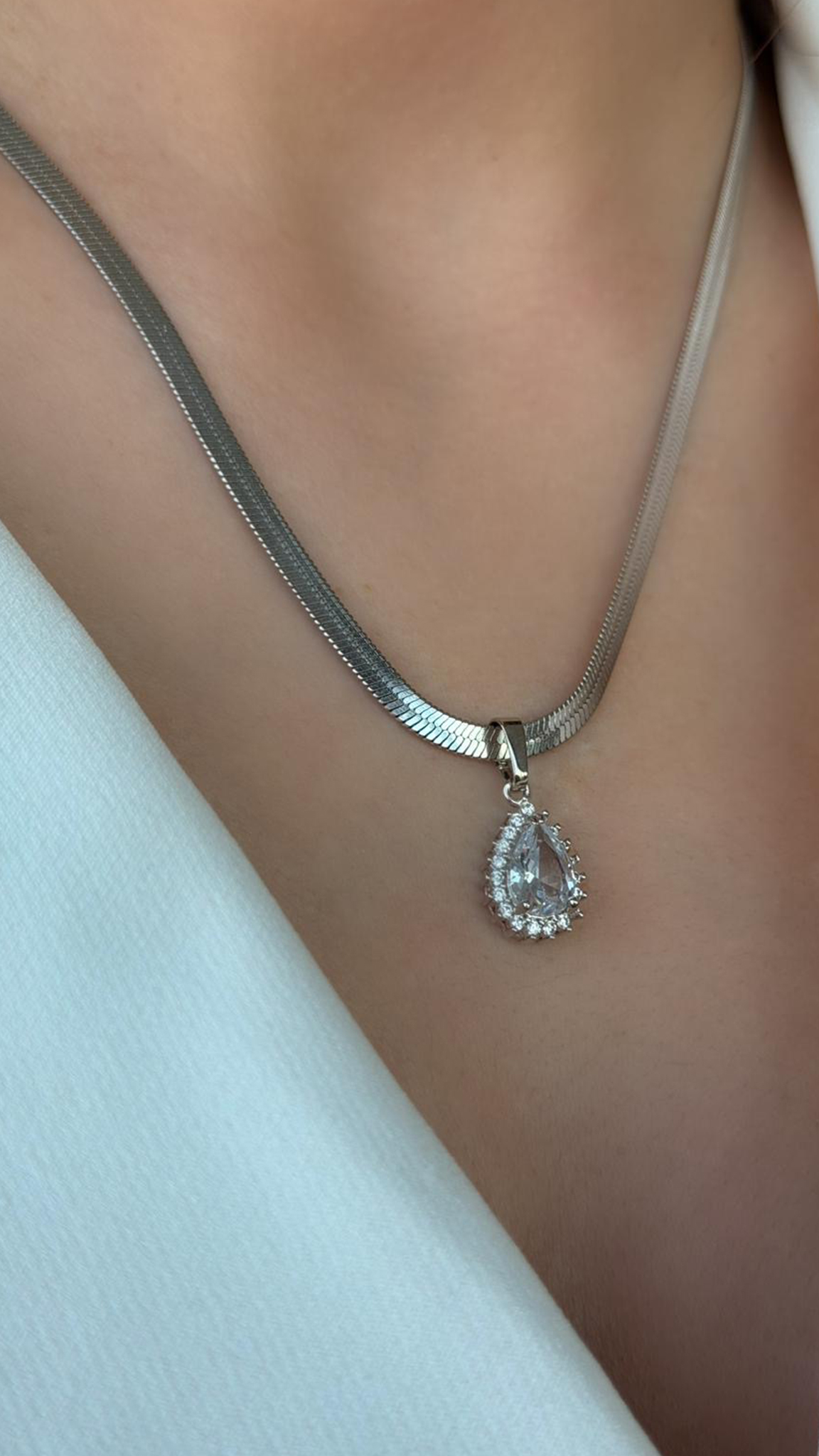 Küçük Damla Taşlı İtalyan Zincir Altın Kaplamalı Silver Kolye