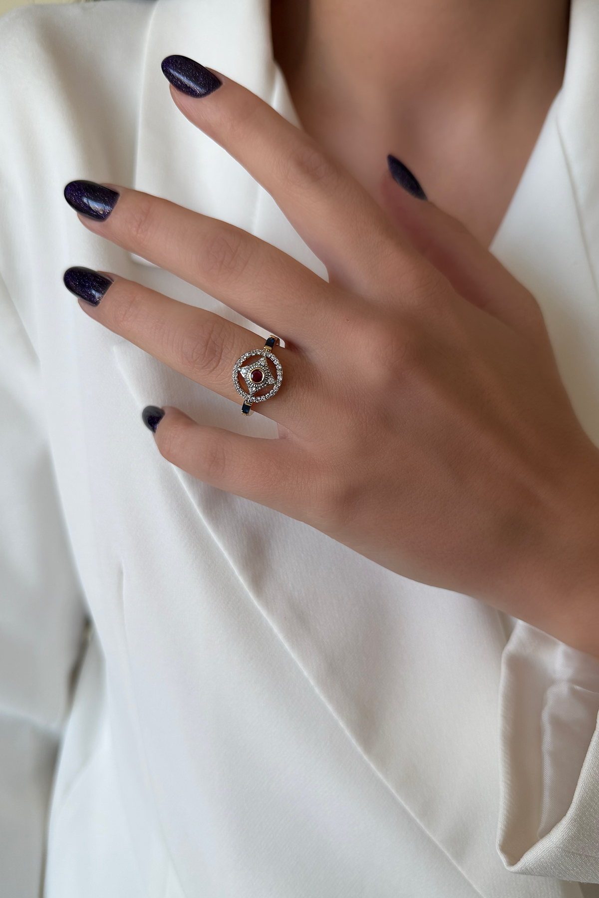 Mavi.Pembe Beyaz Taş Detaylı Yüzük