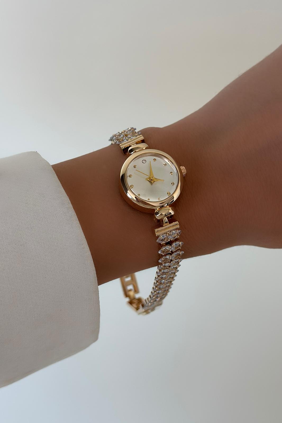 Pırlanta Detaylı Gold Saat