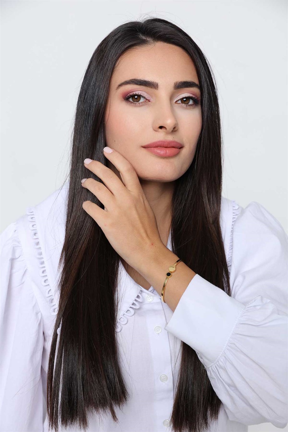 Love Siyah Taş Detaylı Gold Altın Kaplama Bileklik