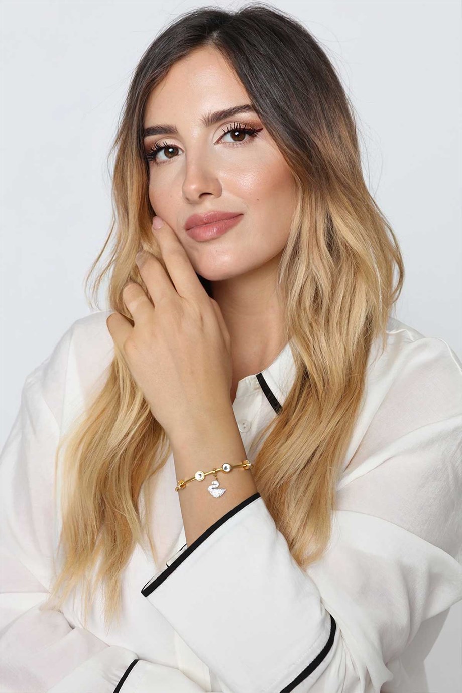 P. Taşlı Kuğu Gold Altın Kaplama Bileklik