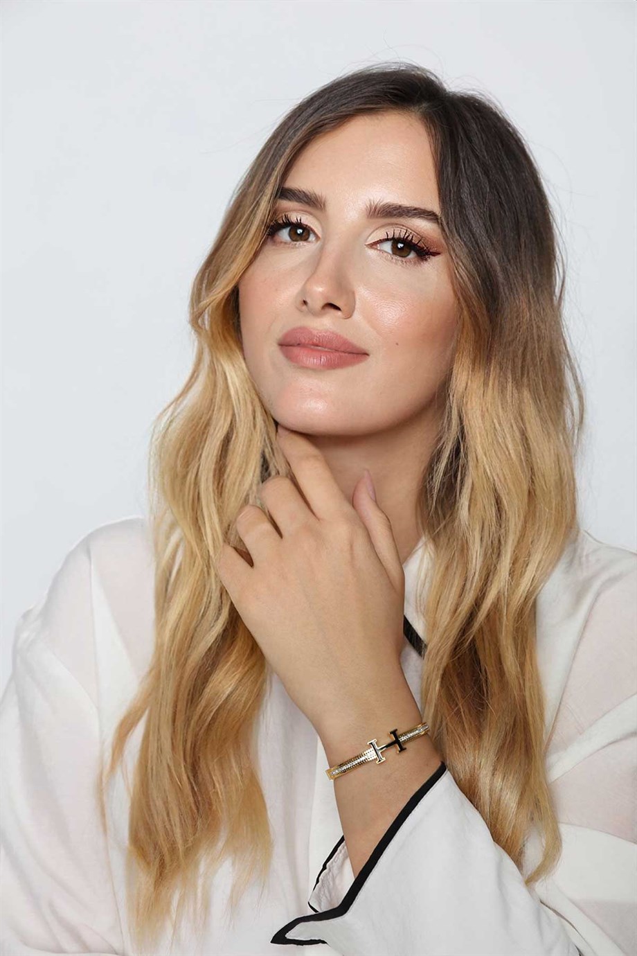 Siyah H Model Gold Altın Kaplama Bileklik