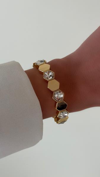 Altıgen Taşlı Lastik Detaylı Gold Bileklik